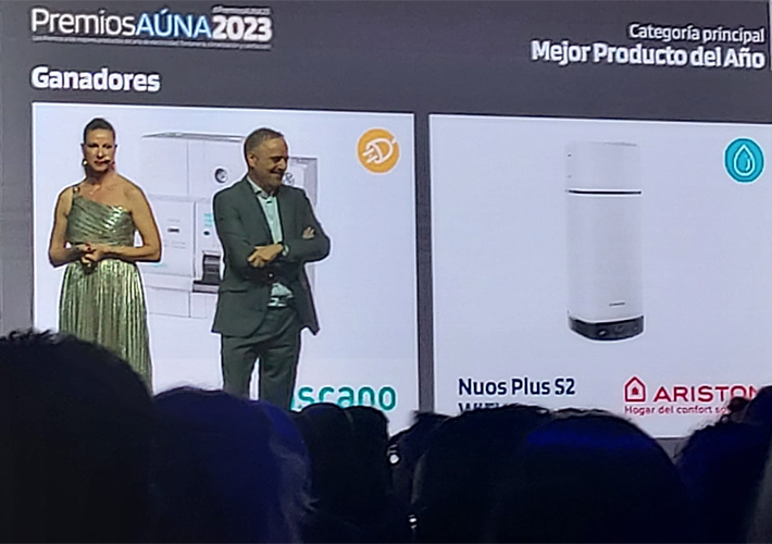 foto noticia ARISTON ES GALARDONADO CON EL PREMIO A MEJOR PRODUCTO EN LOS PREMIOS AÚNA 2023.